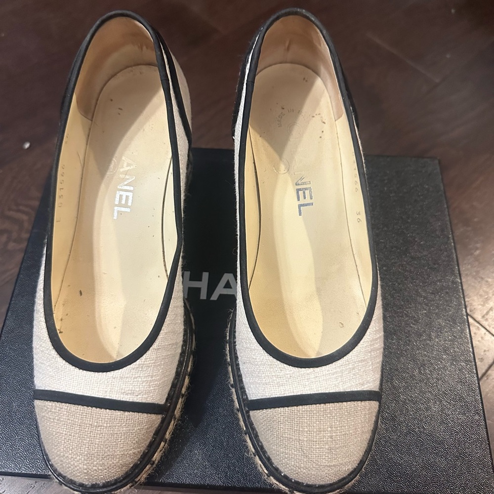CHANEL Beige and Black Canvas Flats